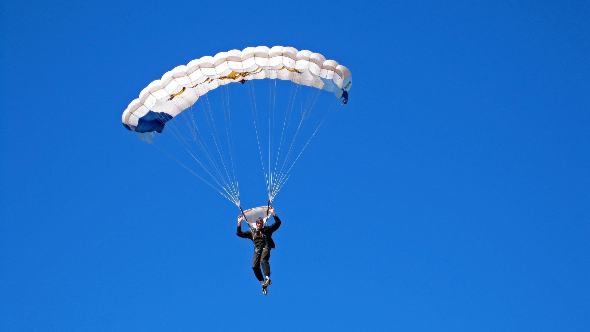 开云体育入口-纳达尔巅峰对决凯恩与RNG，50分钟激战逆转难料！